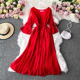 Sexy Red/White Chiffon Long Dress Vintage Flare Long Sleeve V-neck Single Breasted Women's Dresses Female Autumn Vestidos 2020 Y0603