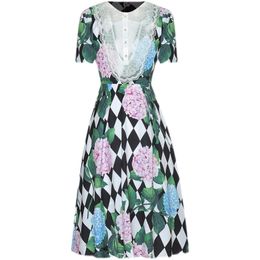 Fashion Designer dress Summer Women Dress Embroidered Peter pan Collar Floral print High waist Vintage Party Midi 210524