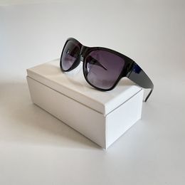 Designer Sunglasses For Men Women Eyeglasses Outdoor Shades Big Frame Classic Lady Luxury Sun Glasses