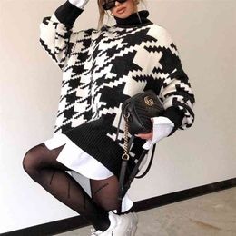 Autumn Winter Long Sleeve Oversized Sweater Women Turtleneck Black Casual Knitted Houndstooth Pullover Sweater Top Loose Jumpers 210806