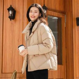 INMAN Winter Women's Short Down Jacket Windproof Stand Collar Loose Cute Little 90 suede Down Coat 210819