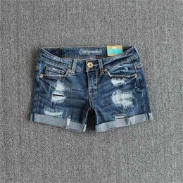 Summer Women Fashion Straight Style Water Wash Hem Rolled-up Denim Shorts Female Trendy Vintage Cotton Ripped Casual Bottom 210722