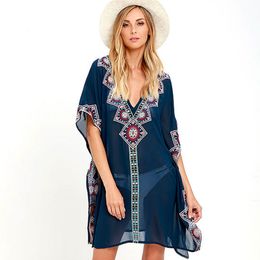 Beach cover up Dress Robe de Plage Bikini Cover Embroidered Summer wear Kaftan Woman Tunic Pareo #Q888 210420