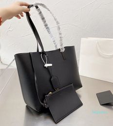 Women shoulder bag fashion luxury ladies shopping bags with small bags in classic designer design handbags underarm bags