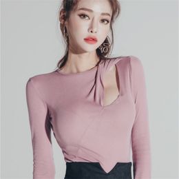 Korean autumn and winter fashion hollow design round neck slim sexy long sleeve bottoming shirt women T-shirt 210416
