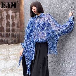 [EAM] Women Blue Printing Irregular Ruffles Blouse Lapel Long Sleeve Loose Fit Shirt Fashion Spring Summer 1DD6555 210512