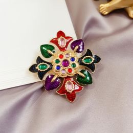 Hair Clips & Barrettes Qingdao Dongdi Oil Color Treasure Brooch Female Geometric Symmetrical Enamel Cool Wind Coat Pin