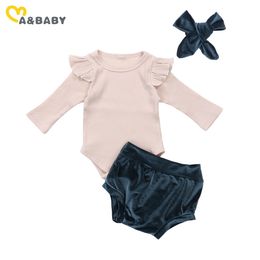 0-18M Christmas born Infant Baby Girl Clothes Set Knitted Ruffles Romper Green Velvet Shorts Autumn Outfits Xmas 210515