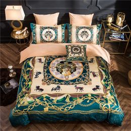 luxury green winter designer bedding sets velvet queen King size duvet cover bed sheet pillowcases horse printed fashion designers comforter set