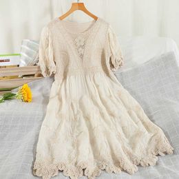 Vintage Hollow Out Beige/White Dress Women Summer Elegant Round Neck Short Puff Sleeve Loose Vestidos Female Embroidery Robe New Y0603