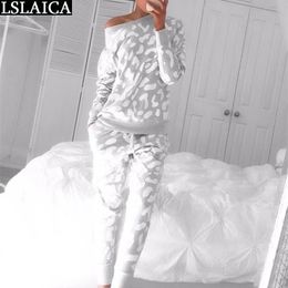 Casual Wear Ladies Pyjamas Loose Round Neck Print Home Loungewear Fashion Autumn Winter Long Sleeve Women Two Piece Outfits 210520