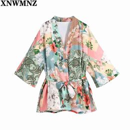 women Vintage patchwork print kimono Female with belt Casual short sleeve Blouse side vents Ladies Chic tops 210520