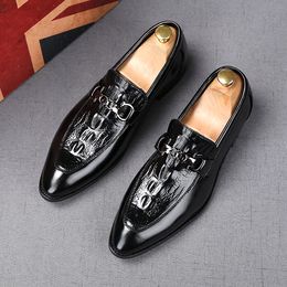 2023 designer mens dress shoes luxury Crocodile pattern loafers wedding Groom Casual Footwear EUR size: 38-44