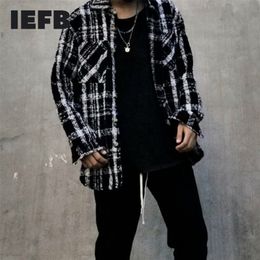IEFB /Vintage men's cltohing black white striped printting Woollen Shirt for Male famale Oversize loose tops 9Y2822 210524