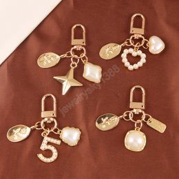 Creative Vintage Rose Pattern Key chain for Women Girl Cute Pearl Heart Key Ring Holder Trinket Bag Charms Jewellery