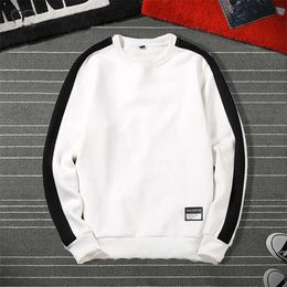 Men Hoodie Sweatshirts Hip Hop Streetwear Patchwork Round Neck Pullover Male Harajuku Autumn SpringFashion Coat Hoodies Mens 4XL 211014