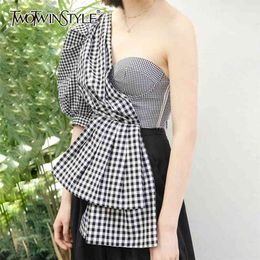Asymmetrical Print Plaid Shirt For Women Skew Collar Puff Sleeve Irregular Hem Casual Blouse Female Fashion 210524