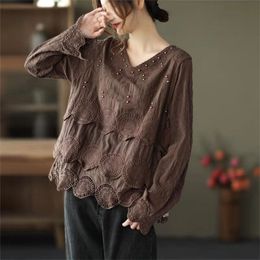 Spring Women Loose Casual Long Sleeve O-neck T Shirt Lace Patchwork Embroidered Flares Design Cotton Linen T-shirt W92 210512