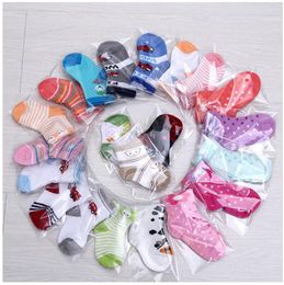 Breathable Cotton Baby Socks Newborn Lovely Indoor Prewalker Infant Toddler Cartoon Non Slip Sock Girls Boys Socks Free
