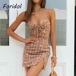 Plaid Cut 2 Pieces Set Dress Suits Women Summer Slit Sets Cropped Bodycon Lace Up Vintage Backless Lady 210427