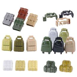 WW2 Military Accessories Building Blocks Army Figures Mini Backpack Tactical Belt Rucksack Weapons Parts Educational Toys C235 Y1130