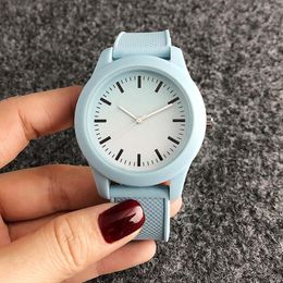 Brand watches Women Men Unisex with Animal Crocodile Style Dial Silicone Strap Quartz Clock LA07