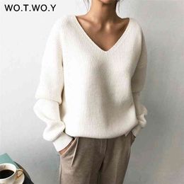 WOTWOY V-neck Knitted Oversized Sweaters Women Autumn Winter Long Sleeve Basic Sweater Women White Casual Loose Pullovers Female 210805