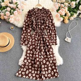 SINGREINY Women Retro Print Dress Korean Puff Sleeve O Neck Lace Up A-line Dresses Spring Elastic Ruched Streetwear Midi Dress 210419