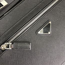 Designers Original Wallet Women men Wrist Bags Genuine Leather Business Card Holder Embossed Leather Long Coin Purse Zipper Evenin3134