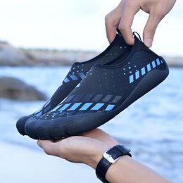 2021 Top Quality For Mens Women Sport Running Shoes Sandy Beach Fashion Black Blue Red Outdoor Sneakers SIZE 36-46 WY21-1786