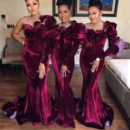 Burgundy Velvet Mermaid Bridesmaid Платья для подружки невесты Шировые шеи с длинным рукавом разведка бисеры Ruched Wedding Guesty Party Parts Main of Change Dress Customz