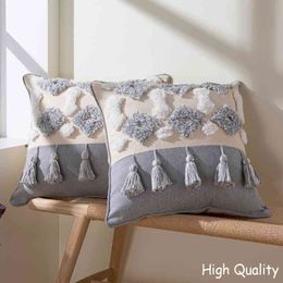 Pillow Casecases with Tassels Cute Moroccan Style Cushion Covers For Sofa Bed Beige Boho Style Wedding Party Home Decor Pillow Case Cover 210401
