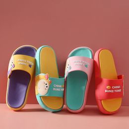 2022 New Summer Women Slippers Unisex Men Couples Cute Cartoon Hand Painted Design Quality Slides EVA Waterproof Bathroom