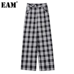 [EAM] High Elastic Waist Black White Plaid Wide Leg Trousers Loose Fit Pants Women Fashion Spring Autumn 1DD6684 210512