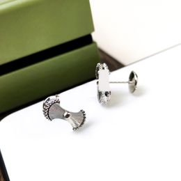 Fashion Vintage Leaf Clover Charm Stud Earrings Mother Silver 18k Gold Plated For Women Girls Valentine Mother'S Day Wedding Jewellery Gift With Pochette Wholesale