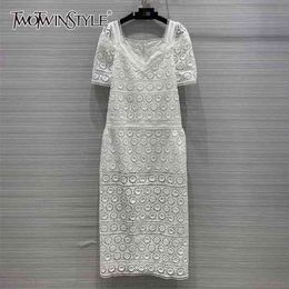 Hollow Out White Dress For Women V Neck Short Sleeve High Waist Patchwork Lace Midi Dresses Female Fashion 210520