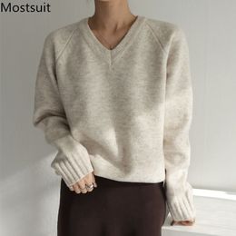 Winter Korean V-neck Knitted Sweater Pullover Women Long Sleeve Solid Casual Fashion Tops Jumpers Femme 210518