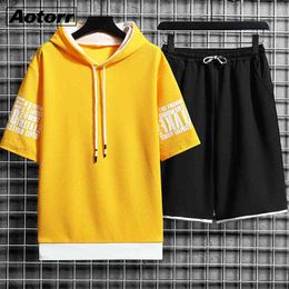 Men Casual Set Hooded Sweatshirt Short Sleeve T-shirt Shorts Male Jogging Sports Suit Tracksuit Outfit Summer Street Style 210722