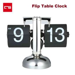 Table Clock Auto Flip PVC Number Display Gear Operated Quartz Clock Retro Black/White Home Decoration Desk Clock Kids Gift 211112