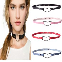 Japan and South Korea Harajuku soft sister large heart-shaped collar female neck with clavicle necklace short