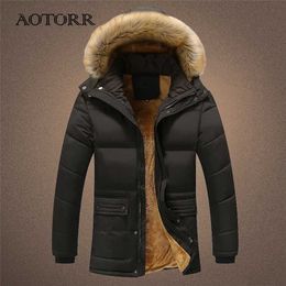 Hooded Parkas Men Winter Thick Men's Jacket Fur Collar Outwear Warm Coat Man Wool Liner Windproof Male Parka Hat Detachable 211129