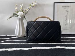 2021 new high quality bag classic lady handbag diagonal bag leather 30-12-28