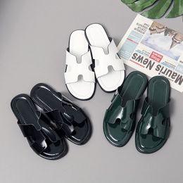 Luxury Genuine Leather slipper Men Brand designer Slides Fashion Summer Beach Flat Sandals stripe Slippers Black white green outdoor home Flip Flops