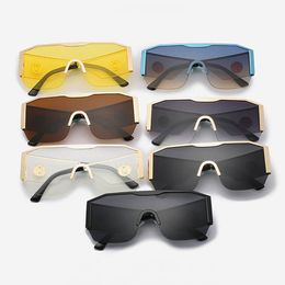 Large Style One Piece Flat Full Lenses Oblong Sunglasses With Side Lens Cool Designer Metal Glasses Fashion Unisex Eyewear