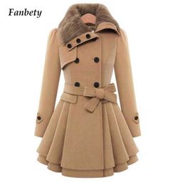 Elegant Fur Lapel Button Warm Overcoat Women Slim Casual Double-Breasted Woollen Coat Trench Lace-Up Pleated Ruffle Lady Jackets 210930