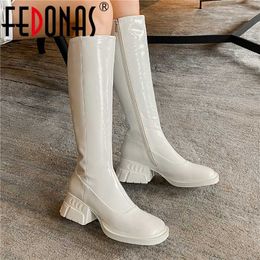 Fall Platform Ladies Shoes Winter Keep Warm Knee High Boots Genuine Leather Wedding Chunky Heels Woman 210528