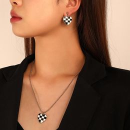 Earrings & Necklace Women's Black White Grid Chess Hear Jewellery Sets Korean Necklaces Pendants Cute Drop For Women Gifts QW085