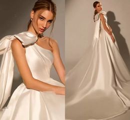 High Quality Simple Satin Wedding Gowns One Shoulder Bow Elegant Boho Garden A Line Bridal Dress Long Court Train Sleeveless Brides Vestidos De Novia AL9892