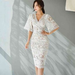 summer Korean ladies' temperament slim V-neck lace bag hip dress women 210416