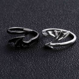 New Hot Selling Accessories Punk Style Titanium Brass Gothic Evil Vampire King Open Ring Halloween Set Ring Two Outfit G1125
